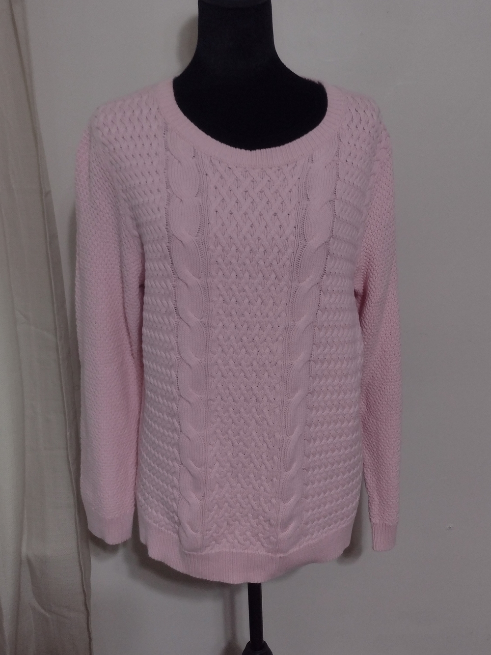 Croft & Barrow Women’s Crewneck Cable Knit Sweater - Pink